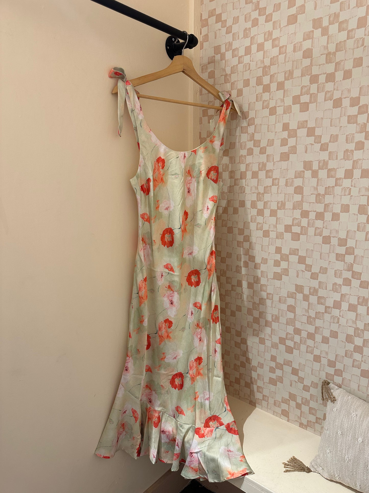 Poppy Midi Dress