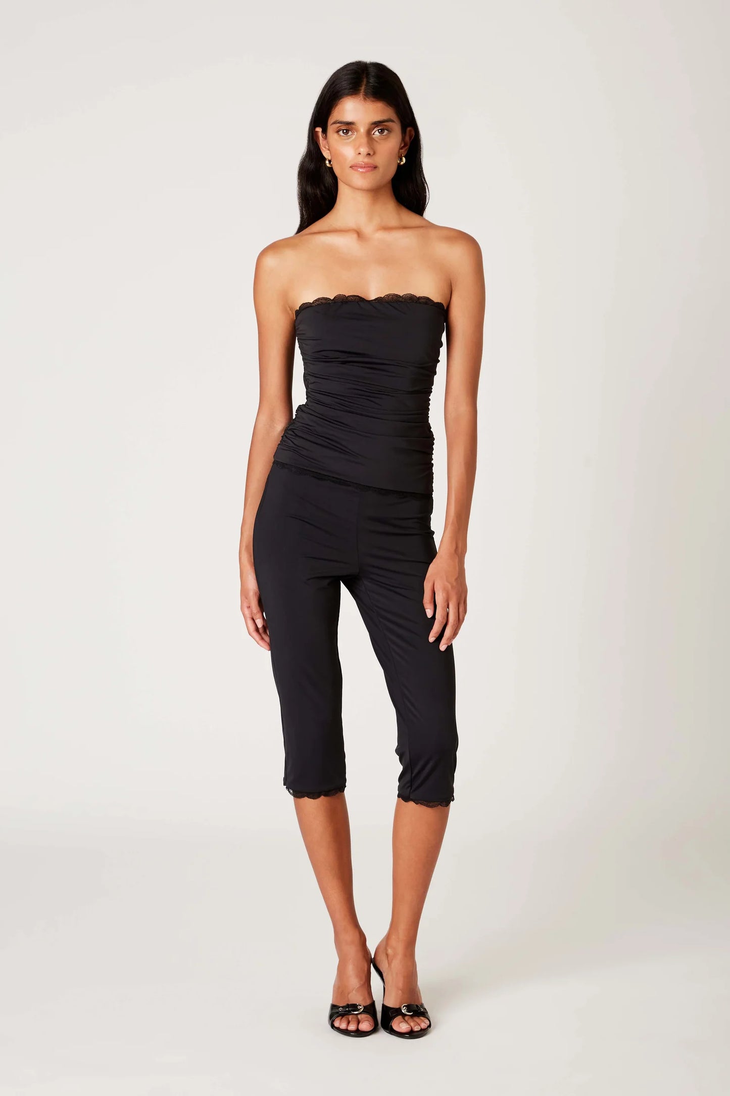 Timothee Black Capri