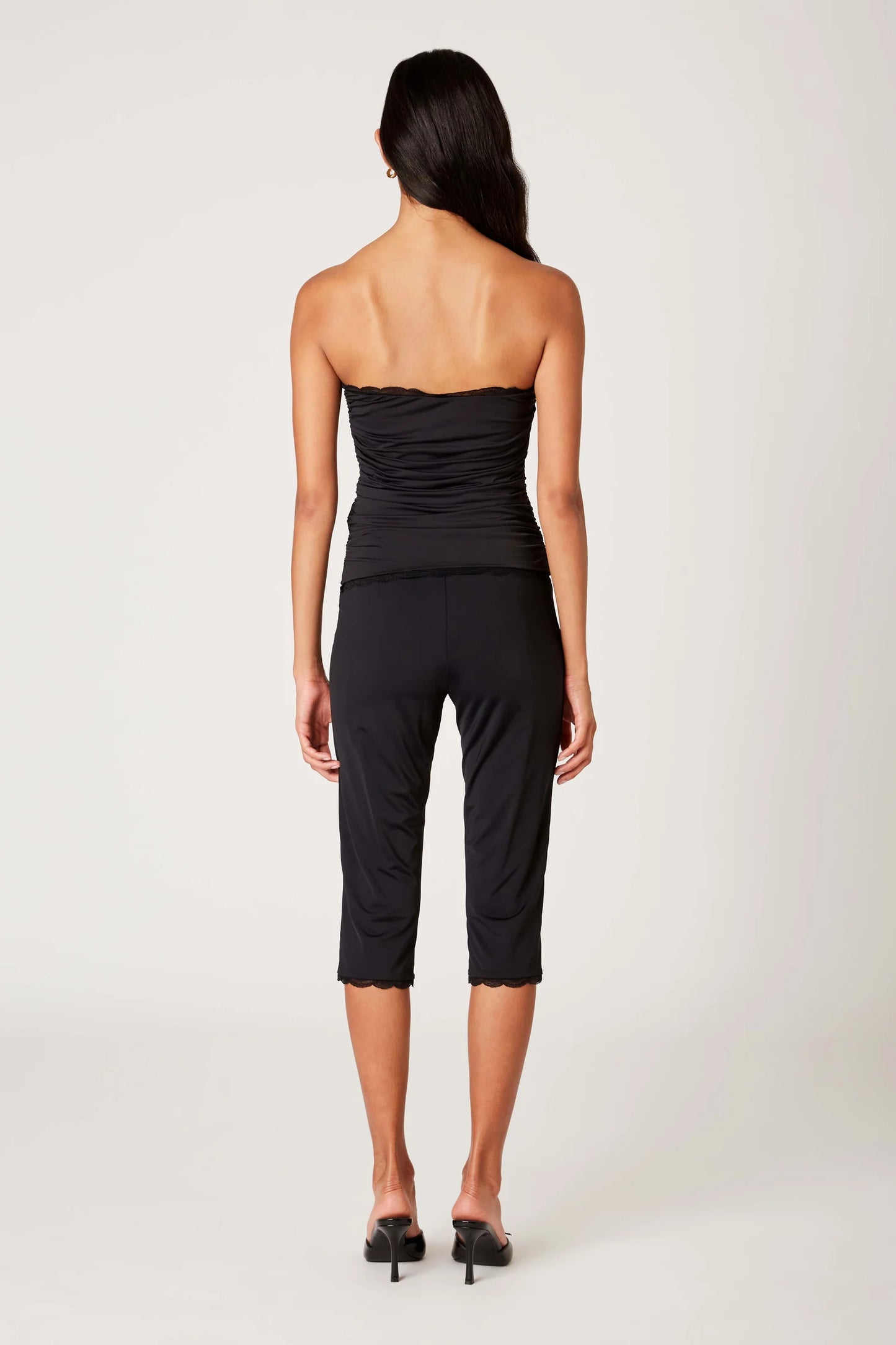 Timothee Black Capri