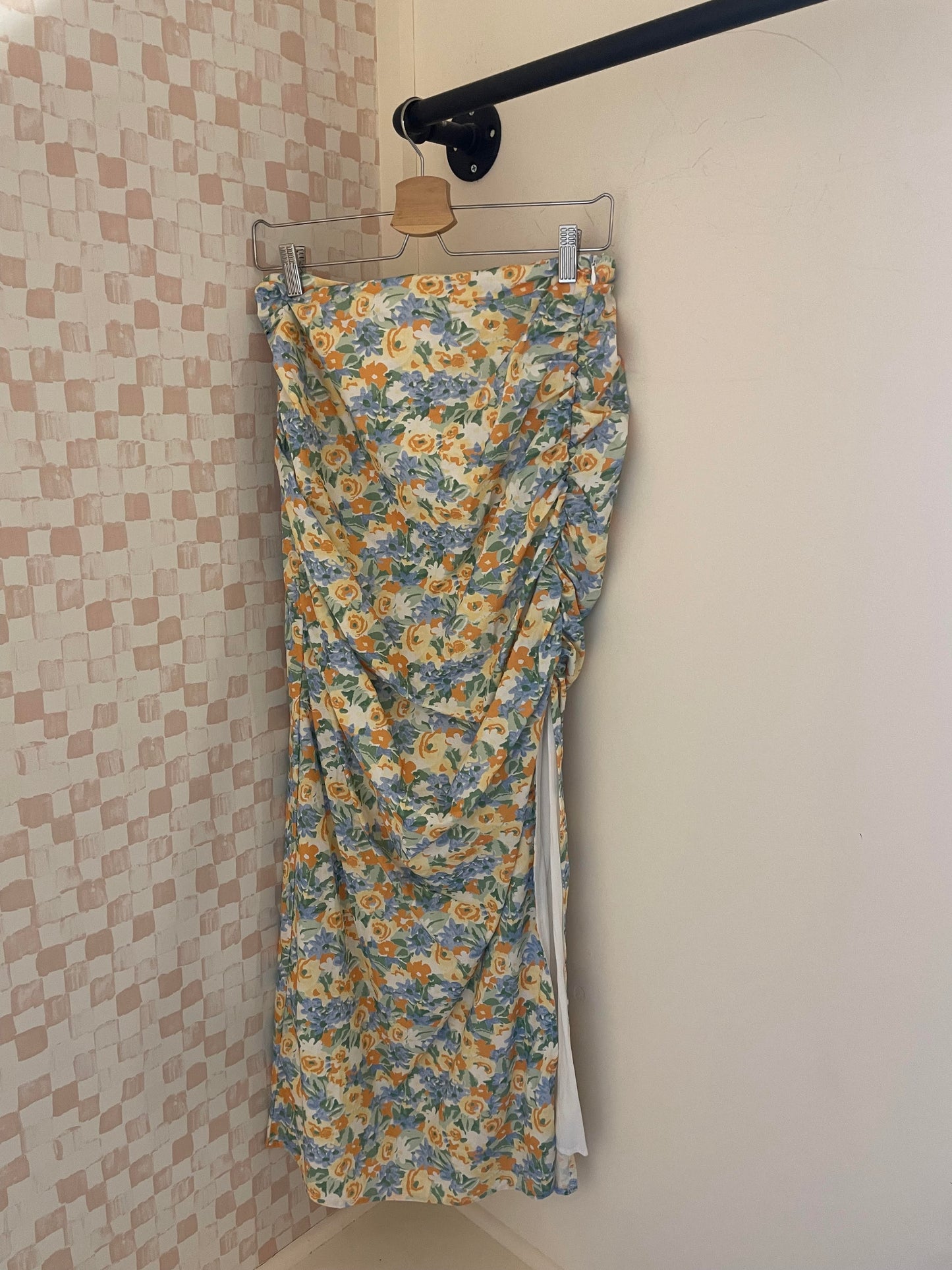 Sunbeam Ruched Maxi Skirt