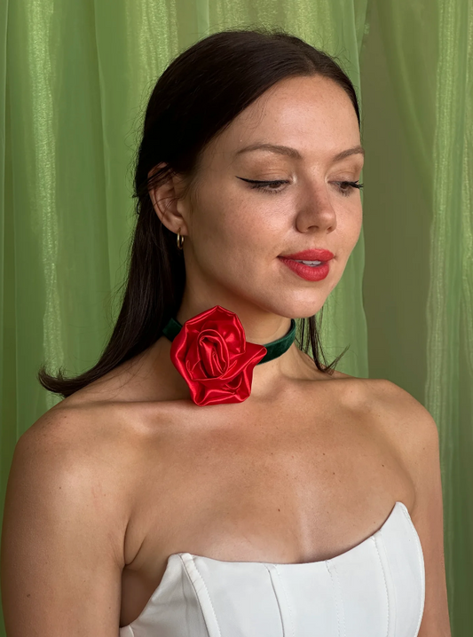 Rosette Choker Necklace